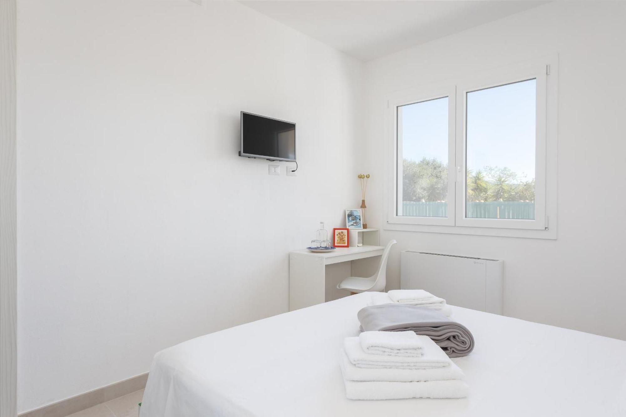 Villa Greca Holiday Rooms Sant Isidoro  ภายนอก รูปภาพ