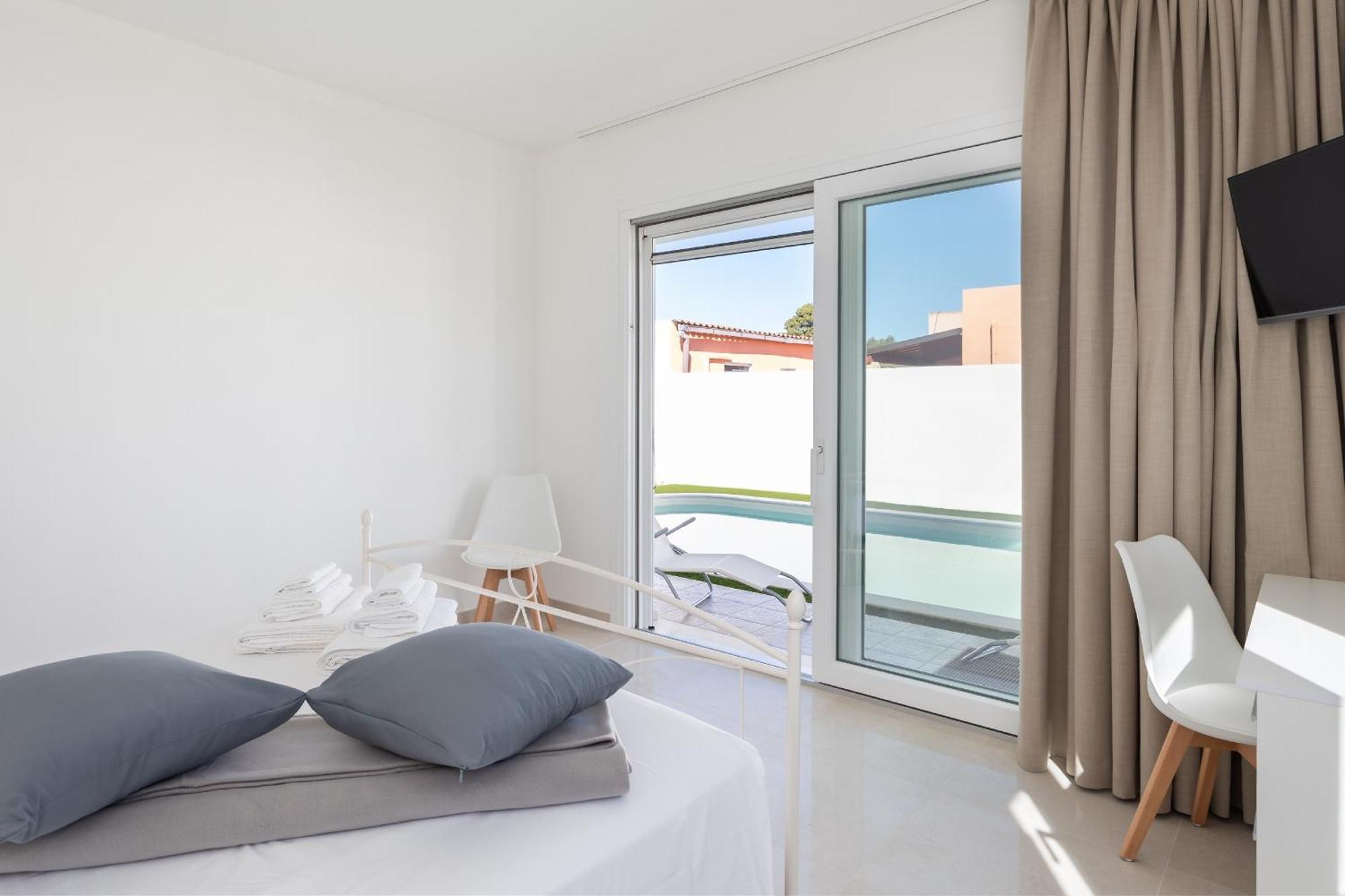 Villa Greca Holiday Rooms Sant Isidoro  ภายนอก รูปภาพ
