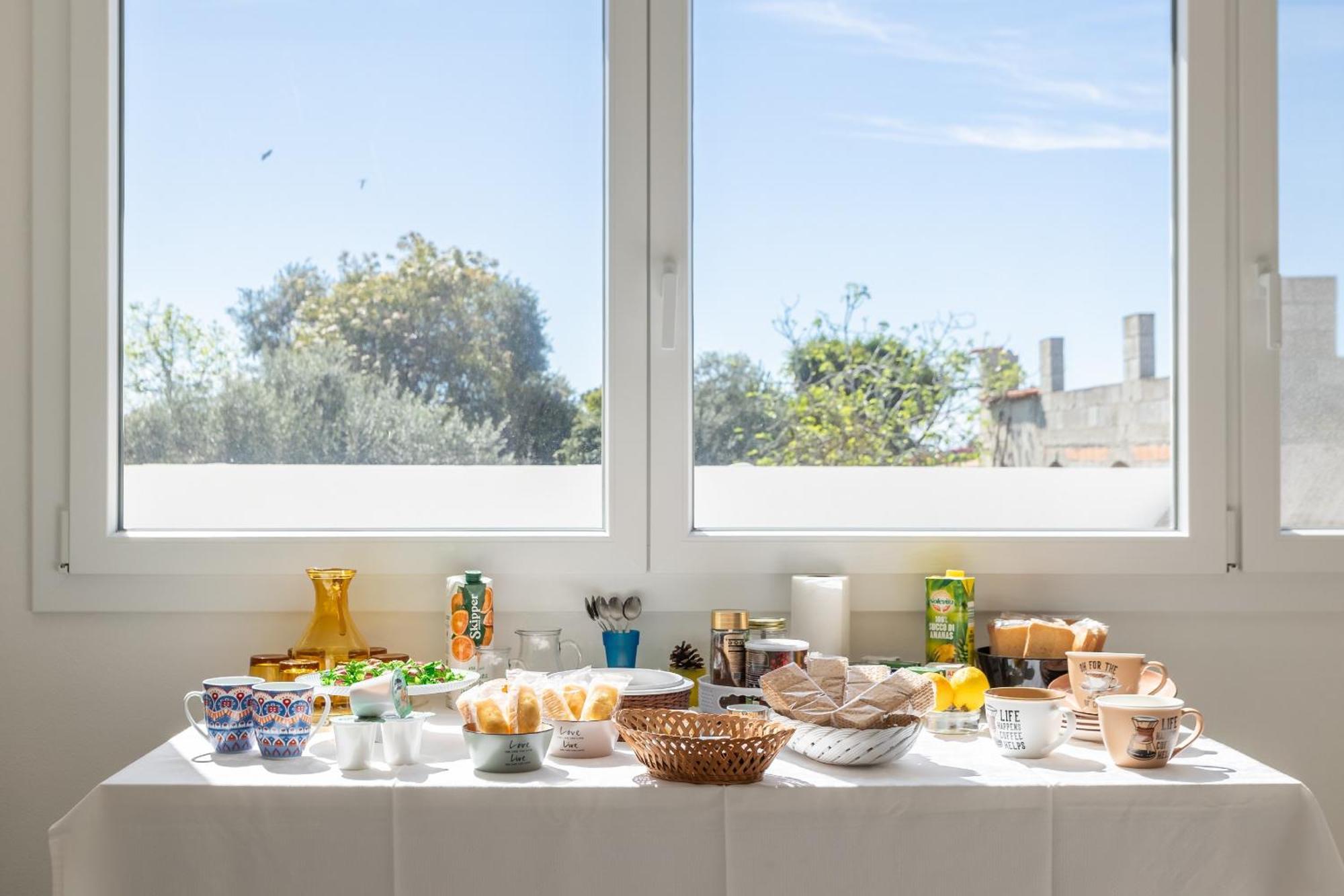Villa Greca Holiday Rooms Sant Isidoro  ภายนอก รูปภาพ