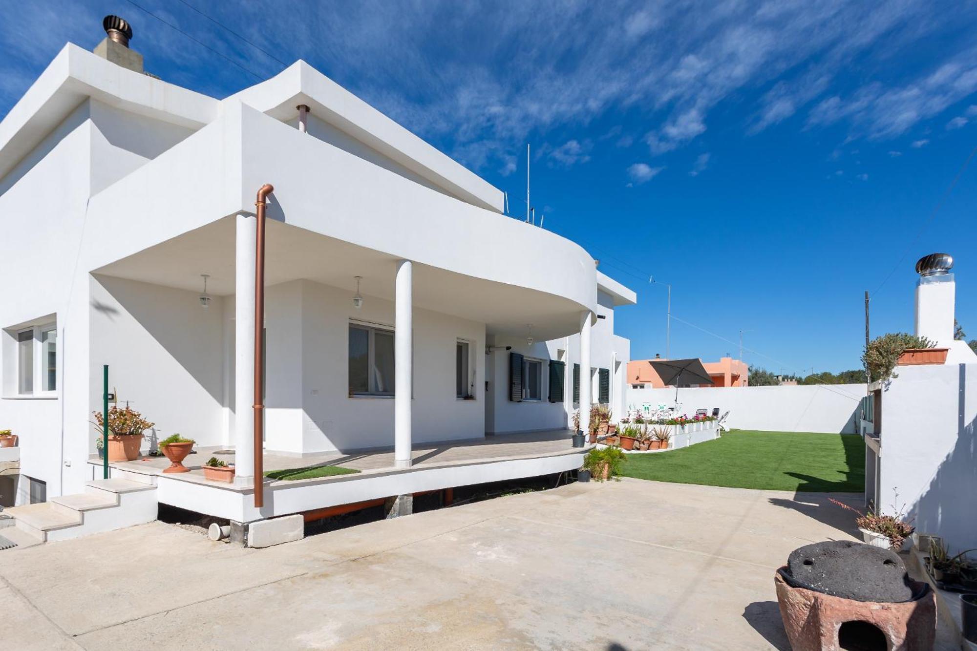 Villa Greca Holiday Rooms Sant Isidoro  ภายนอก รูปภาพ